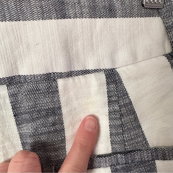 Ann Taylor Striped Lined shorts - Picture 5 of 9